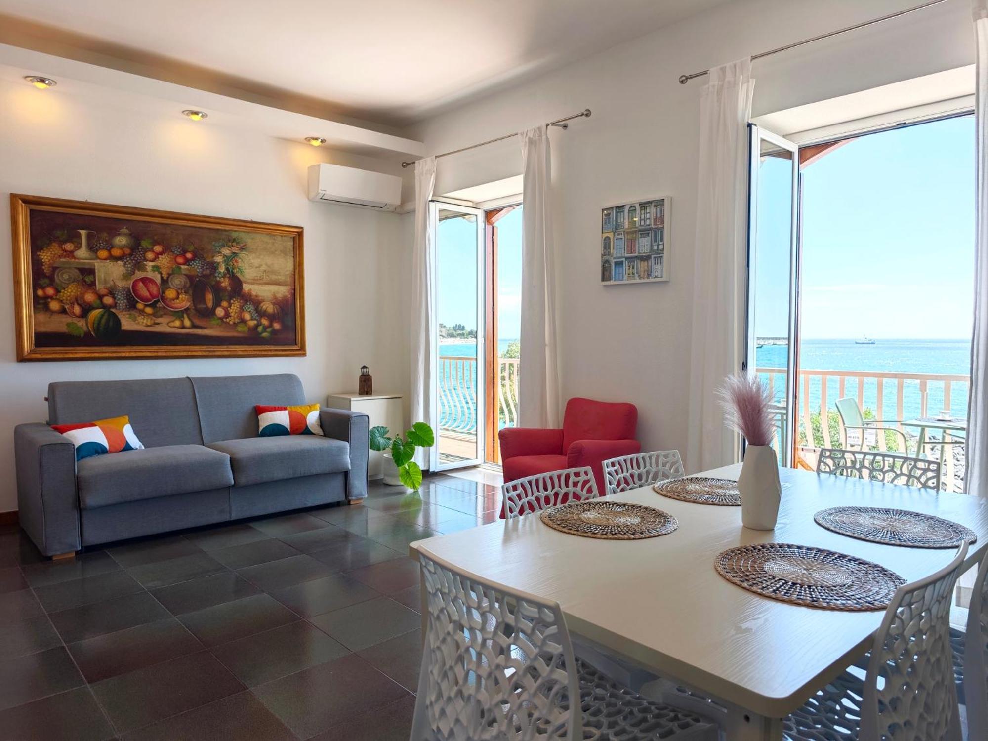 Super Panorama & Astonishing Apartment Seaview Джардини-Наксос Экстерьер фото